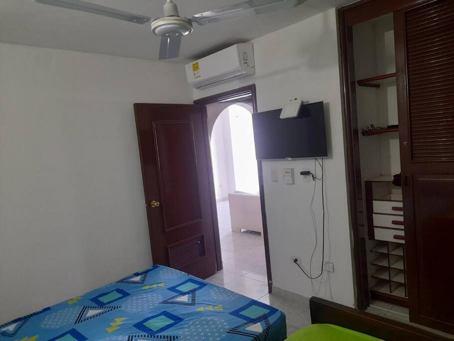 公寓 Apto Rodadero 2 A 3 Cuadras Playa Santa Marta (Magdalena)